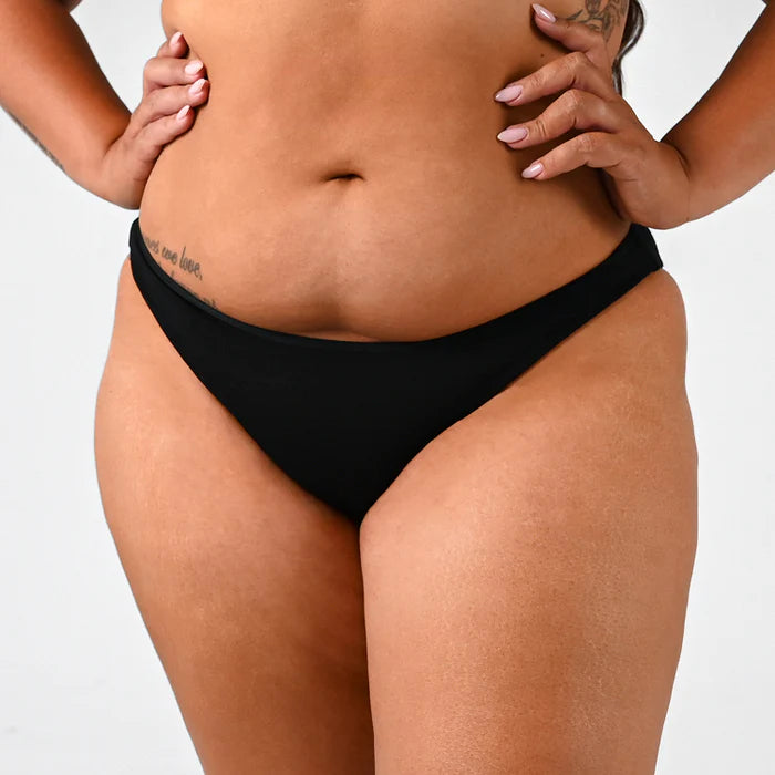 Majtki z włókna bambusowego – ultramiękkie i oddychające (klasyczne bikini)